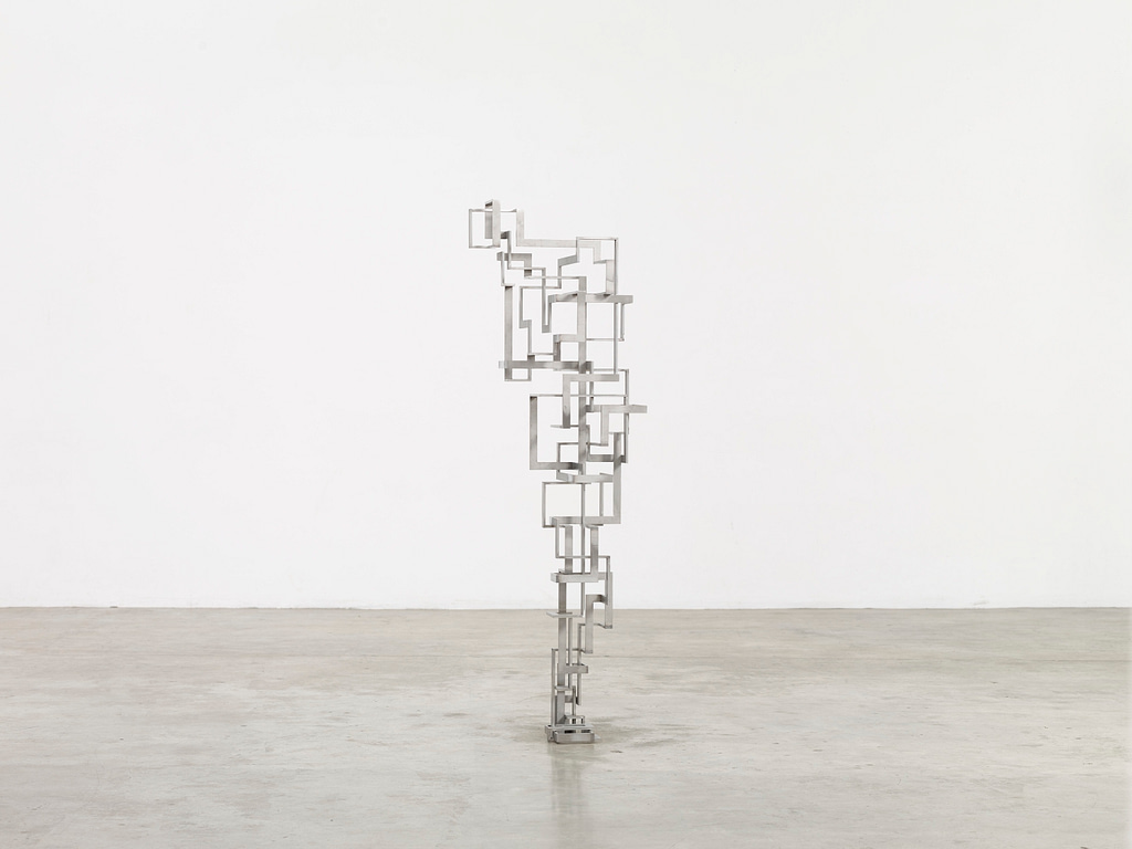 Antony Gormley
CONTACT I
2021
8 mm stainless steel
174.5 x 58.5 x 40.8 cm
Photograph by Stephen White & Co. © the artist